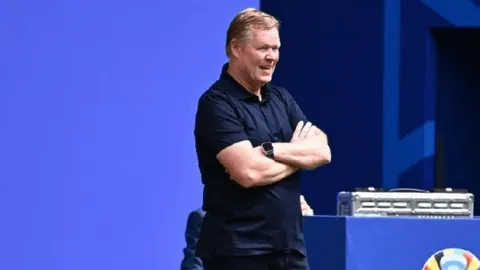 弗兰克对西蒙斯三场停赛质疑，身体接触禁令真相不明